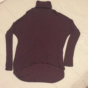 Long sleeve turtle neck top! ❤️